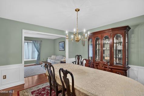 44 Mallard Road Glenmont NY 12077