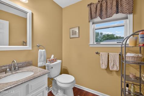44 Mallard Road Glenmont NY 12077