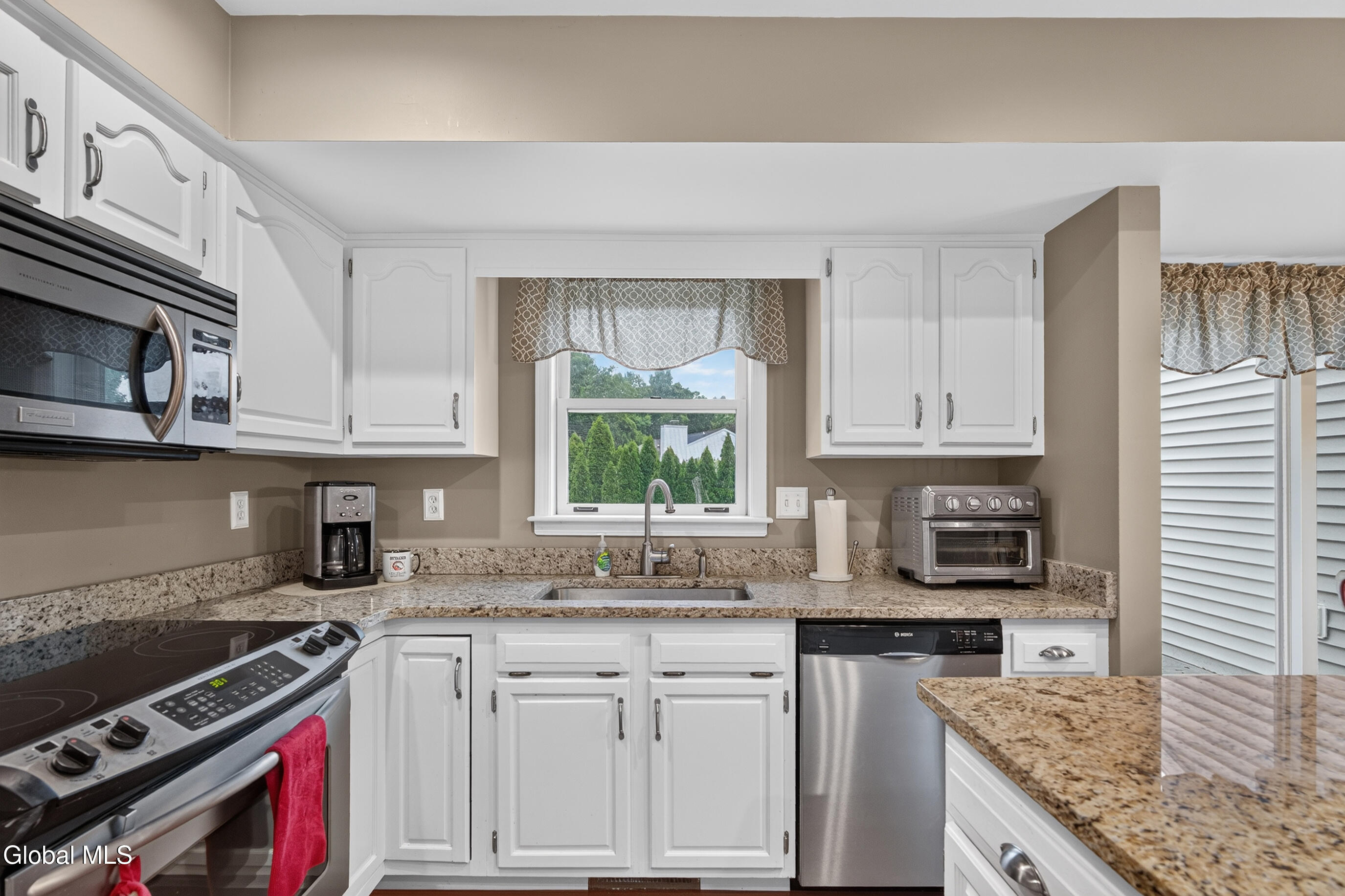 44 Mallard Road Glenmont NY 12077