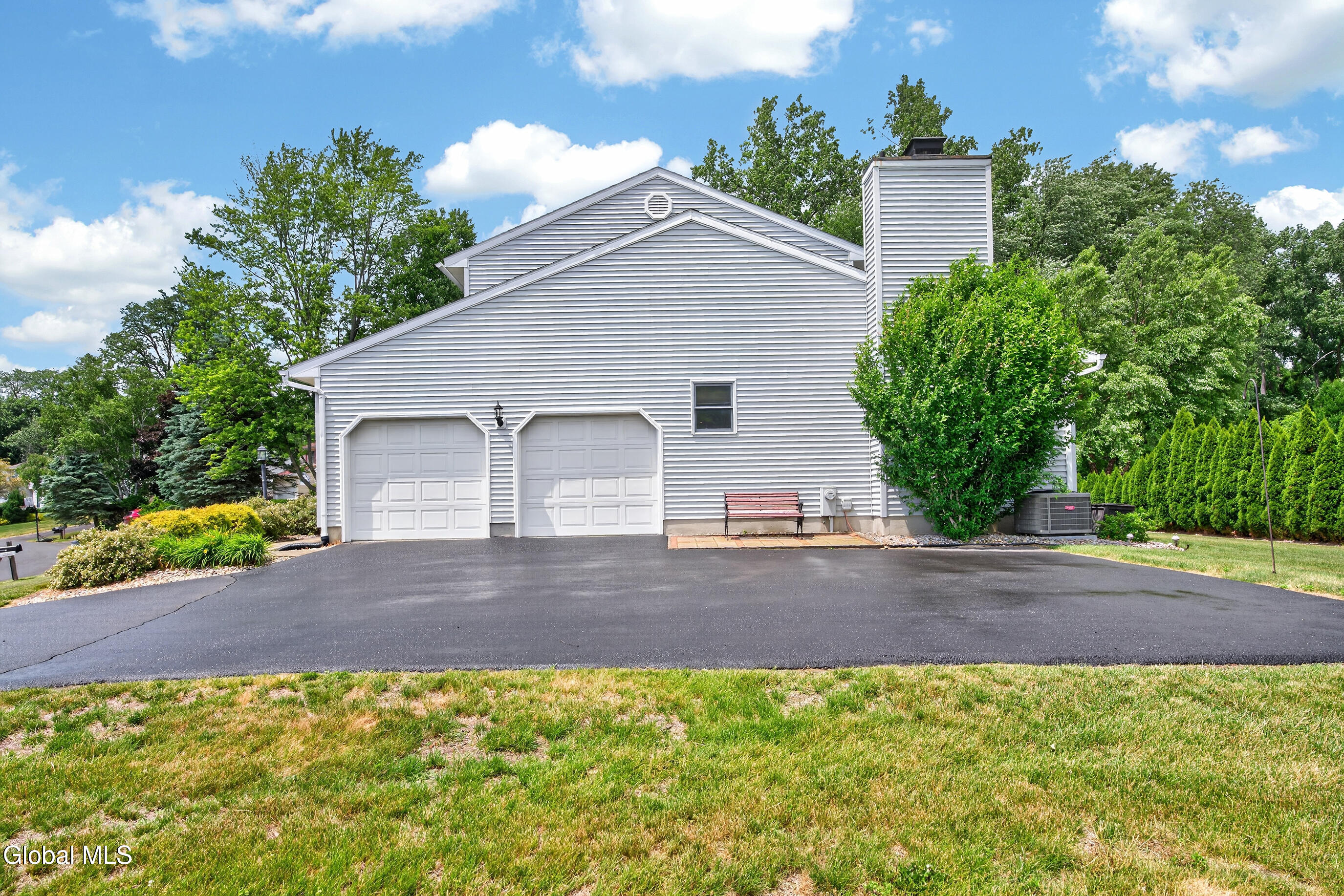 44 Mallard Road Glenmont NY 12077