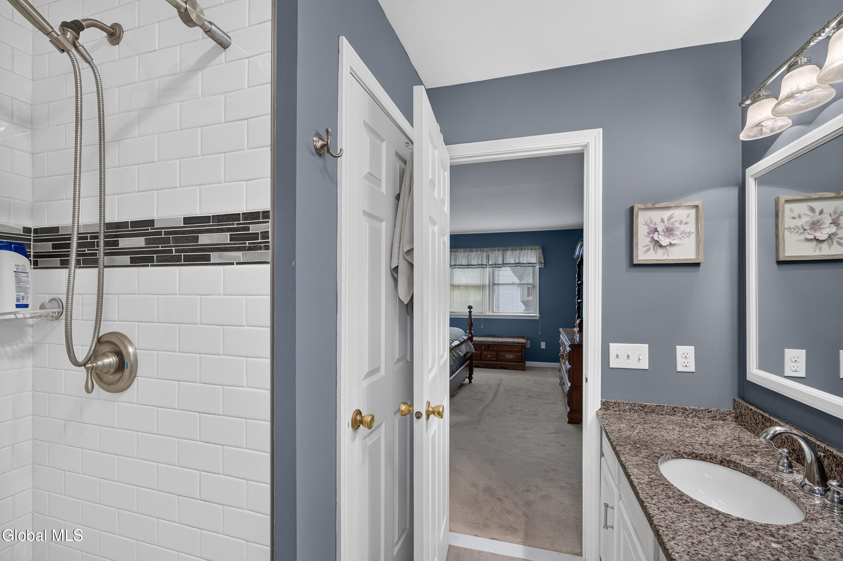 44 Mallard Road Glenmont NY 12077