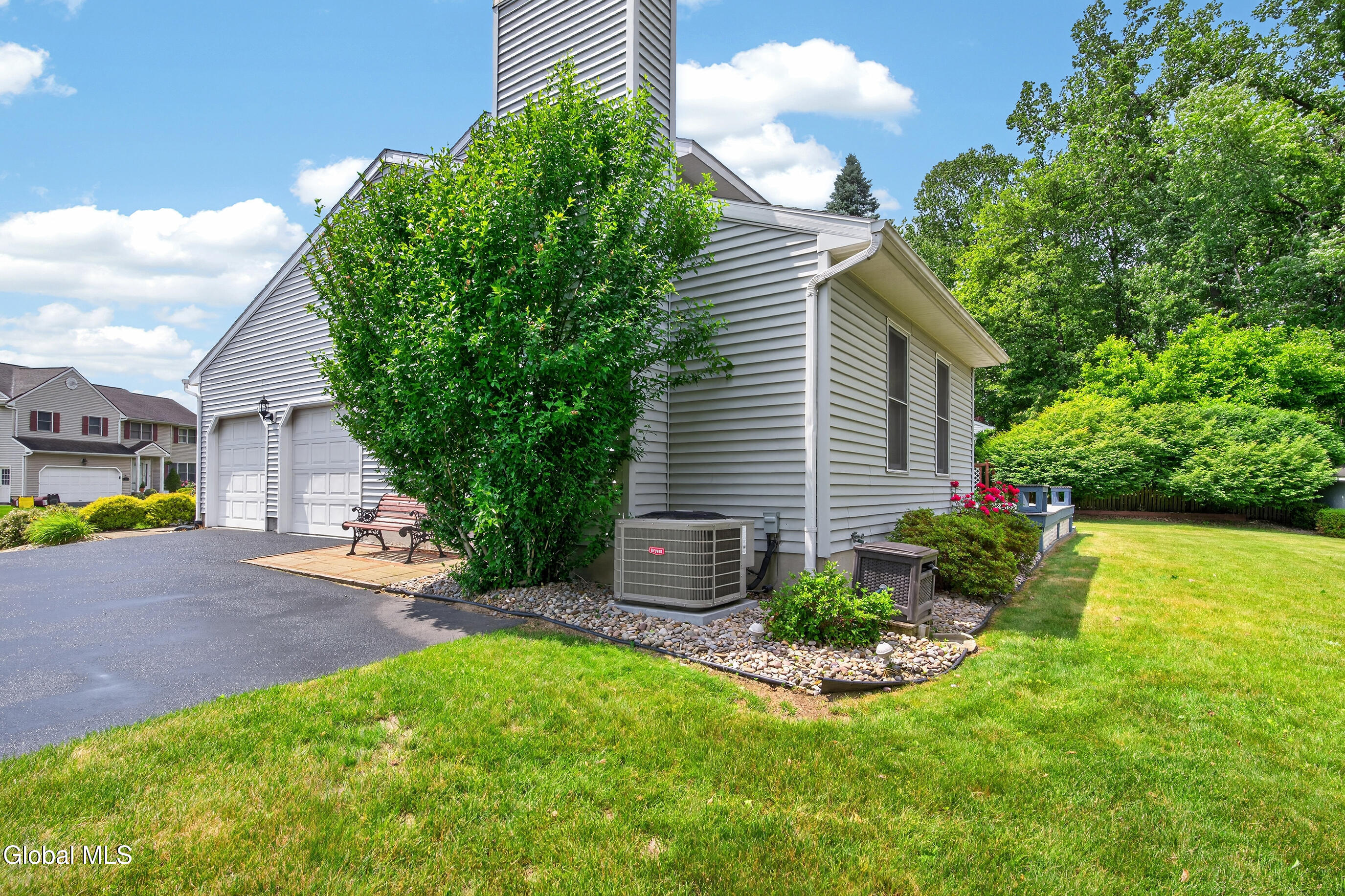 44 Mallard Road Glenmont NY 12077