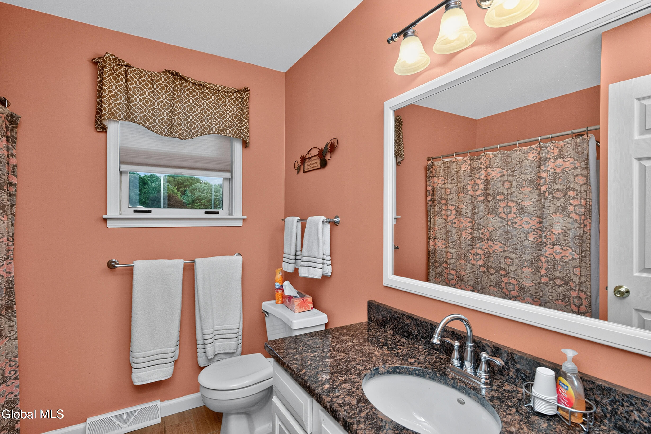 44 Mallard Road Glenmont NY 12077