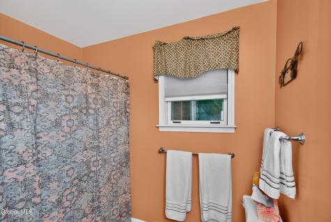 44 Mallard Road Glenmont NY 12077