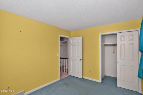 44 Mallard Road Glenmont NY 12077