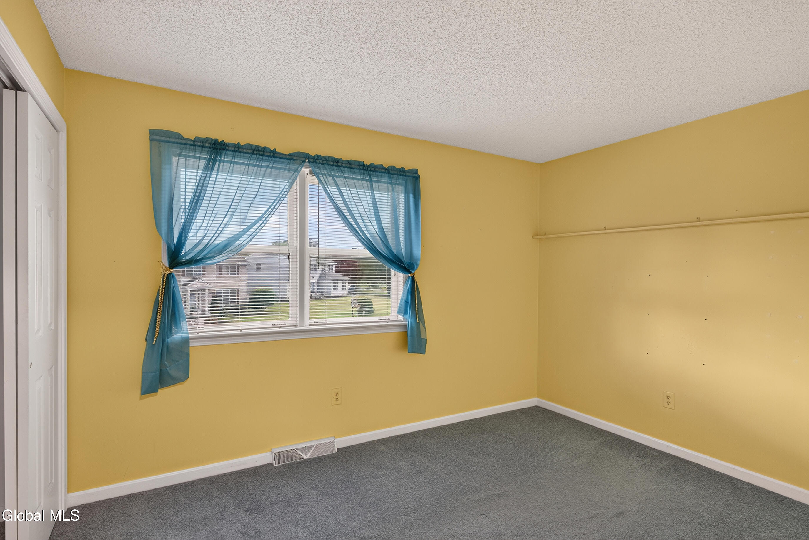 44 Mallard Road Glenmont NY 12077