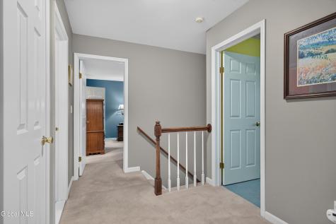 44 Mallard Road Glenmont NY 12077