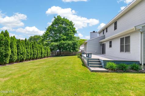 44 Mallard Road Glenmont NY 12077
