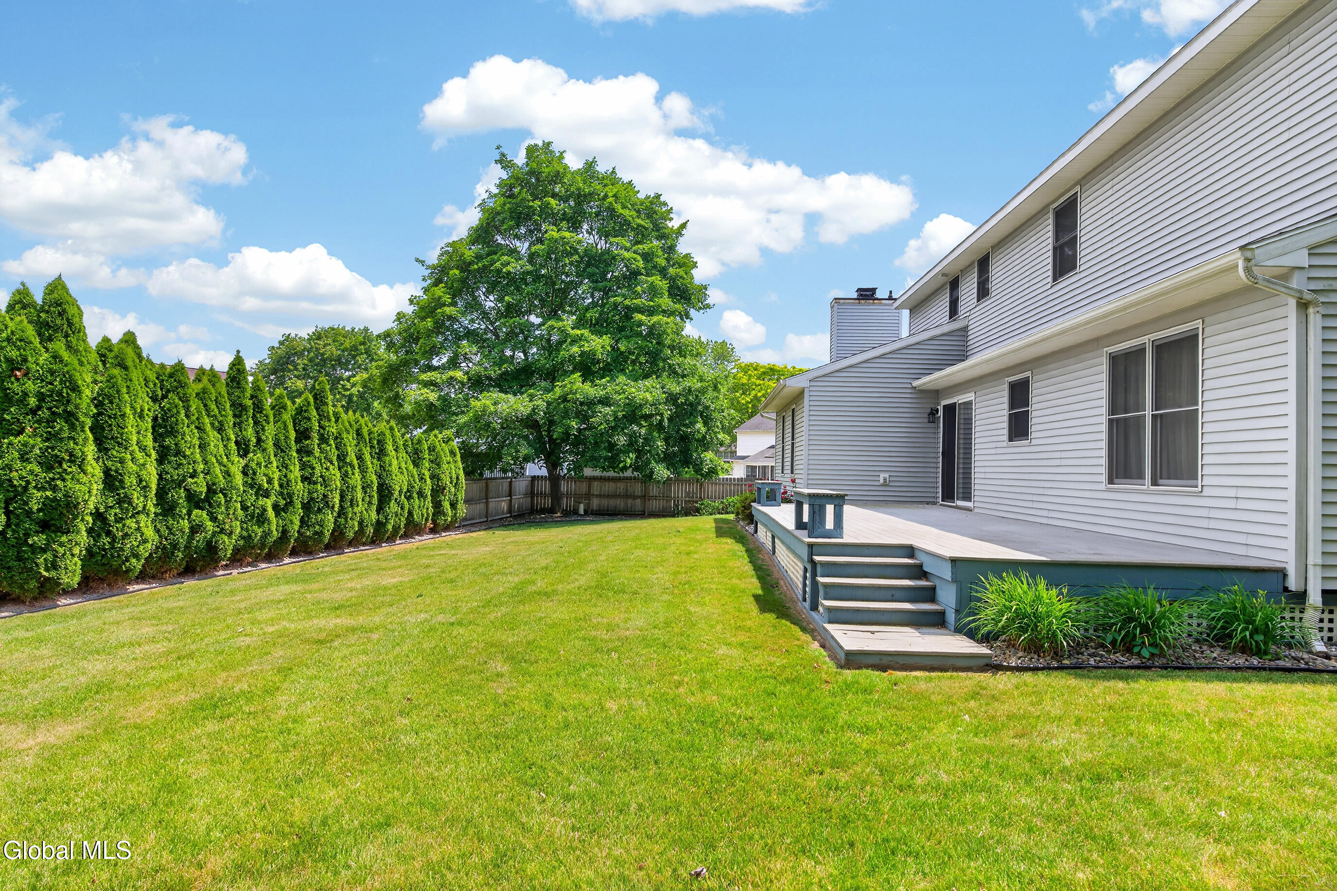 44 Mallard Road Glenmont NY 12077