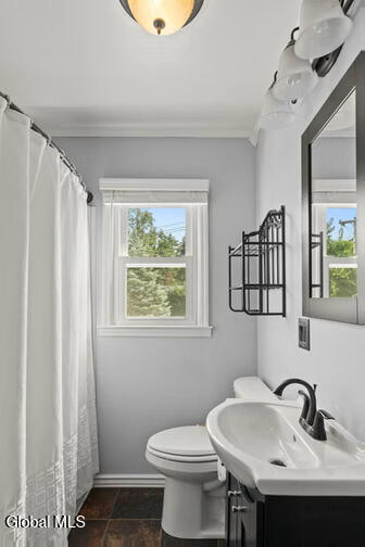 10 Murrlin Drive Delmar NY 12054