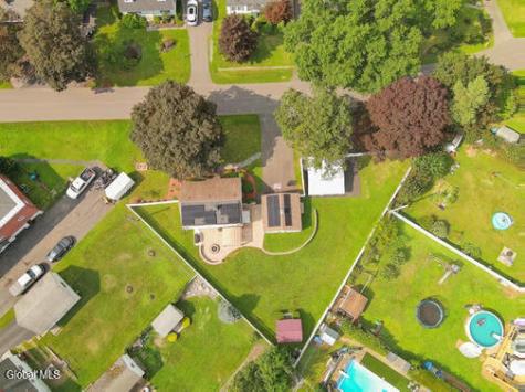 10 Murrlin Drive Delmar NY 12054