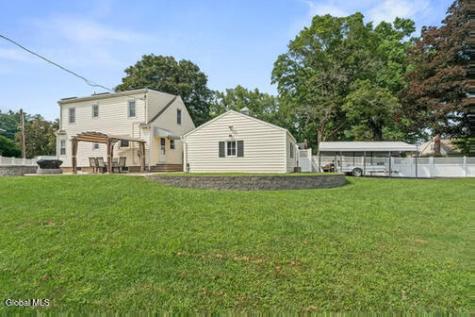 10 Murrlin Drive Delmar NY 12054