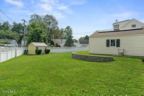10 Murrlin Drive Delmar NY 12054