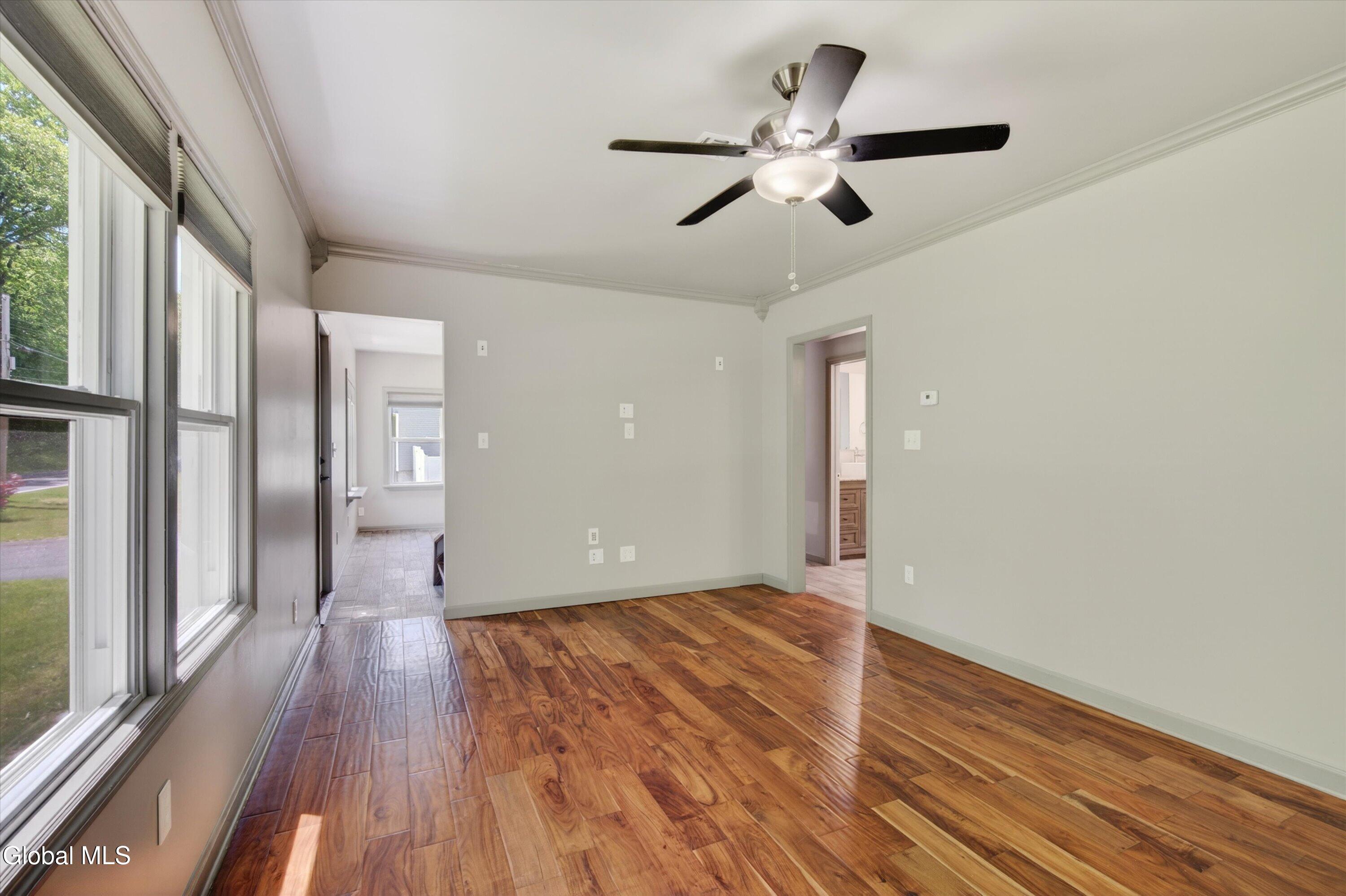162 Clamsteam Road Halfmoon NY 12065