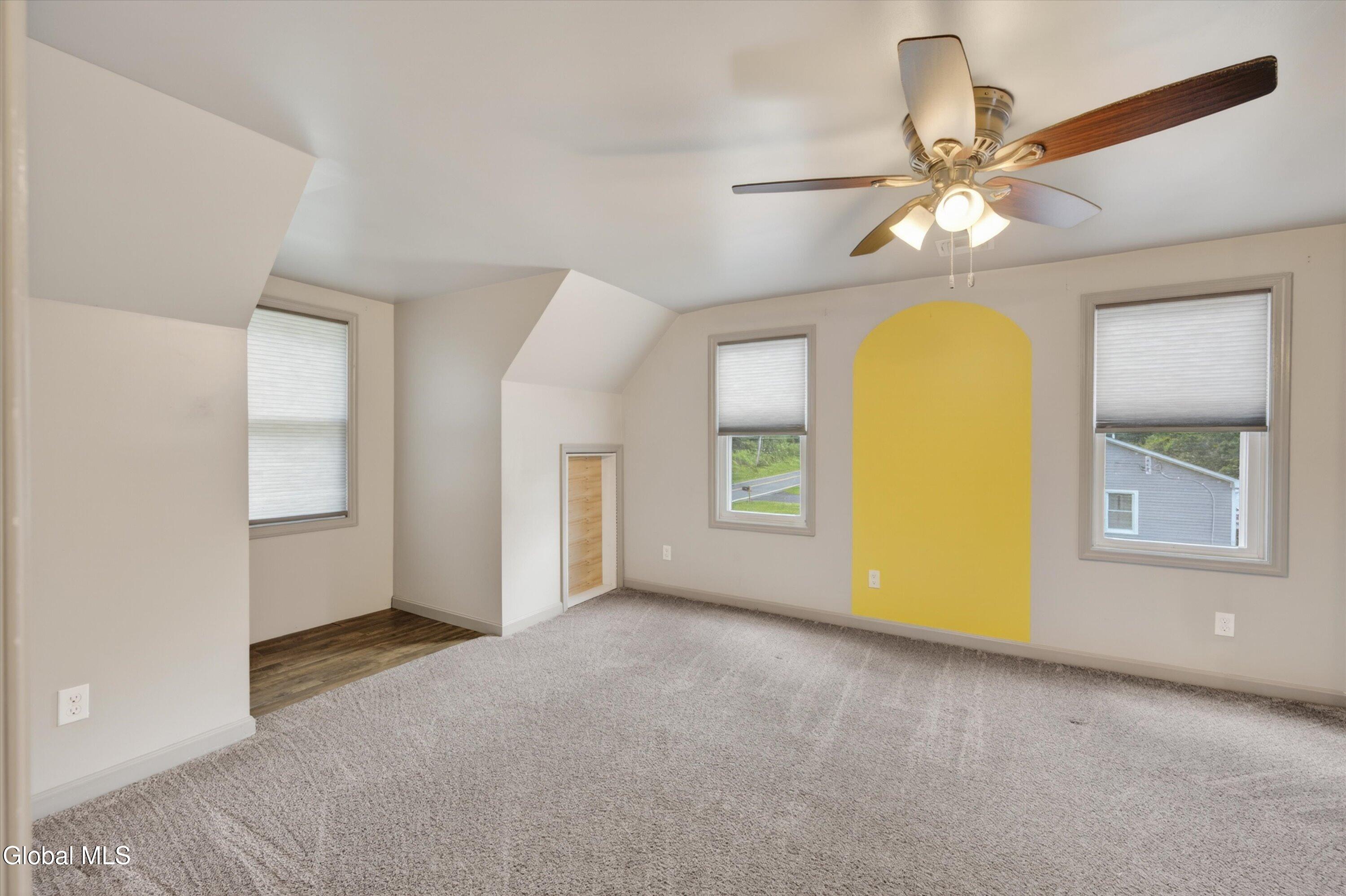 162 Clamsteam Road Halfmoon NY 12065