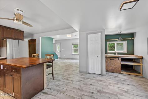 162 Clamsteam Road Halfmoon NY 12065
