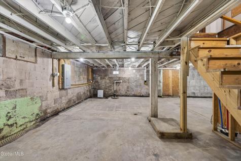 162 Clamsteam Road Halfmoon NY 12065