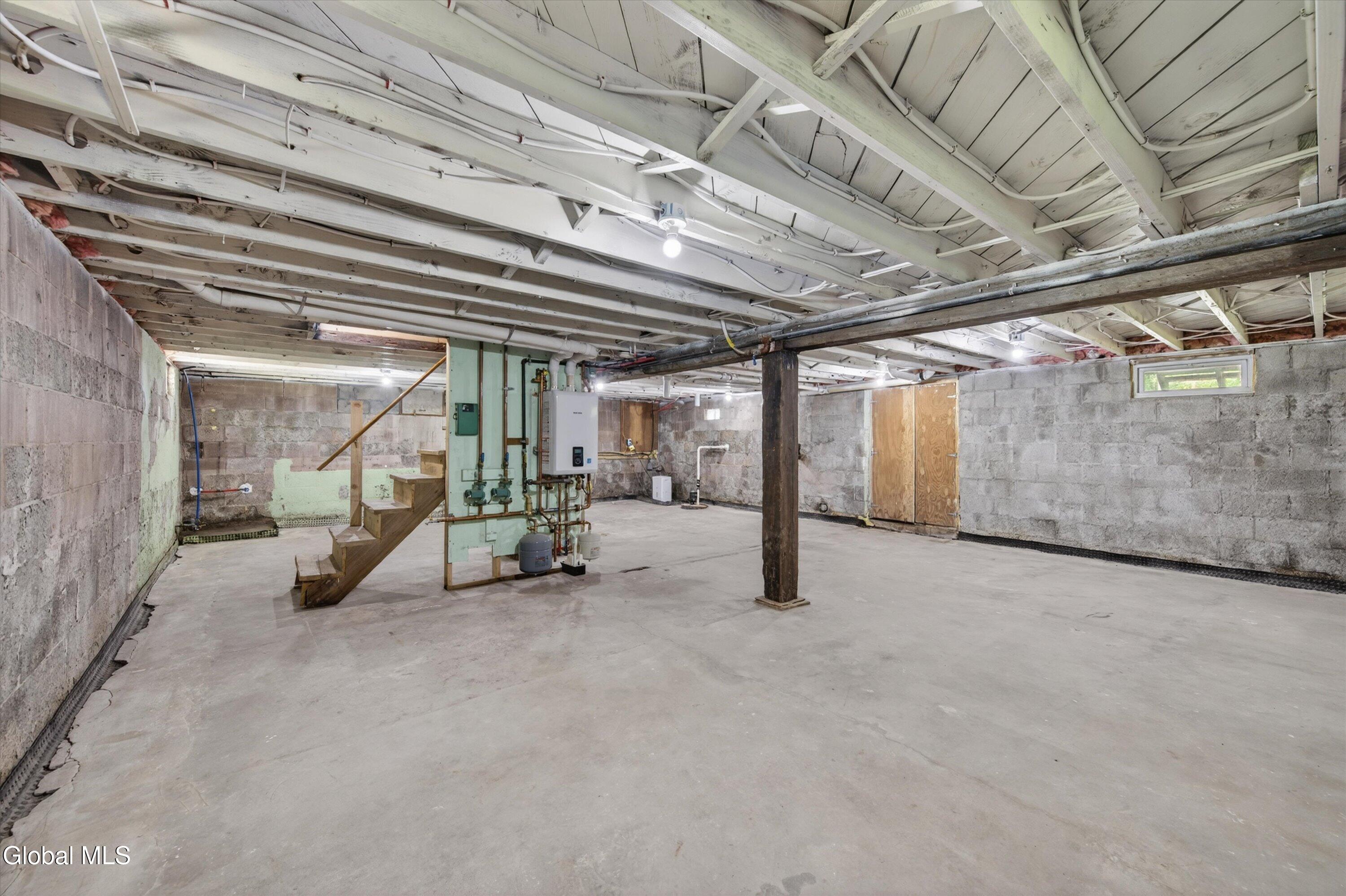 162 Clamsteam Road Halfmoon NY 12065