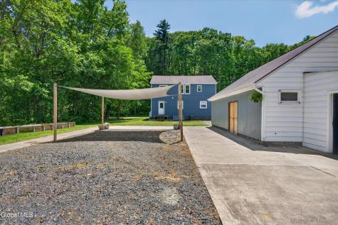 162 Clamsteam Road Halfmoon NY 12065