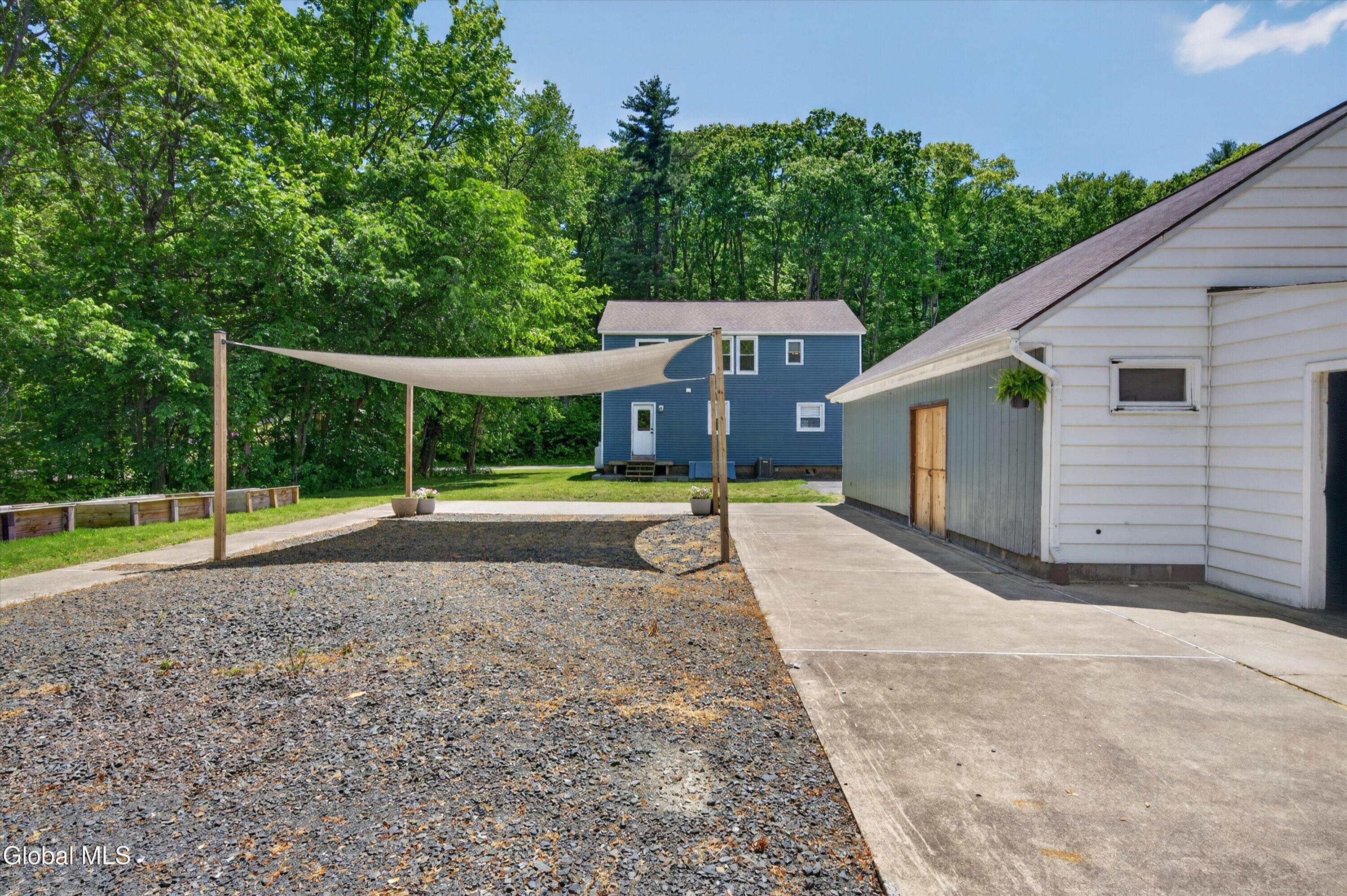 162 Clamsteam Road Halfmoon NY 12065