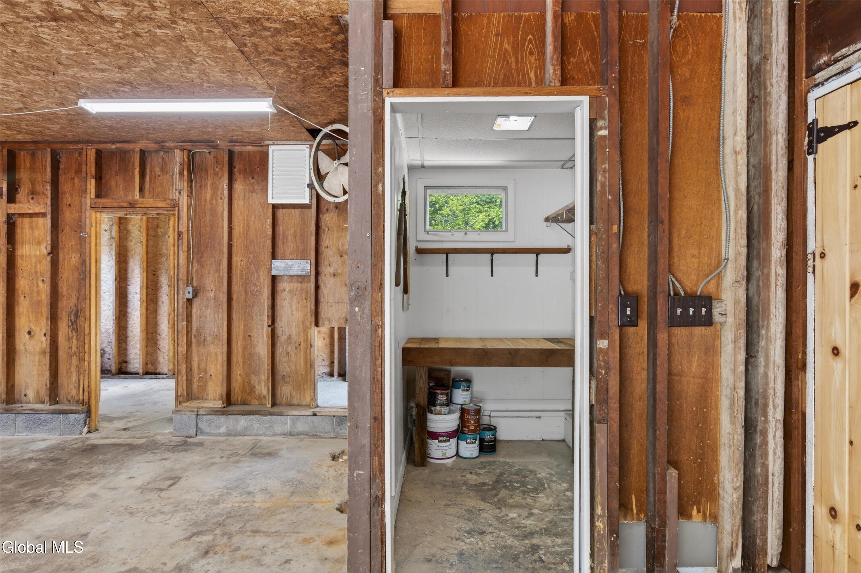 162 Clamsteam Road Halfmoon NY 12065