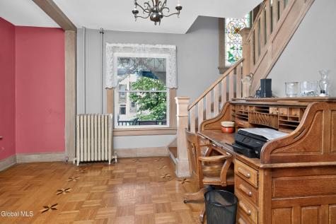 1270 Palmer Avenue Niskayuna NY 12309
