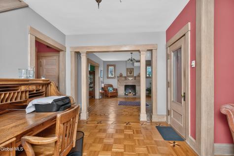 1270 Palmer Avenue Niskayuna NY 12309