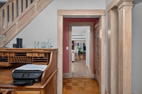 1270 Palmer Avenue Niskayuna NY 12309