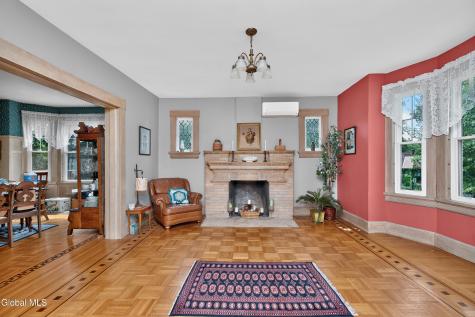 1270 Palmer Avenue Niskayuna NY 12309