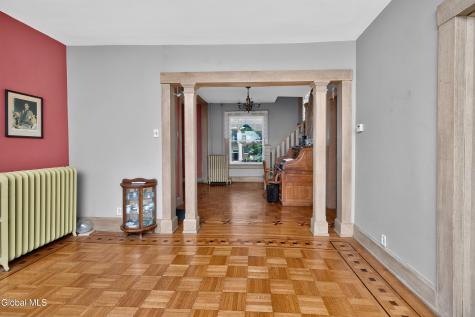 1270 Palmer Avenue Niskayuna NY 12309