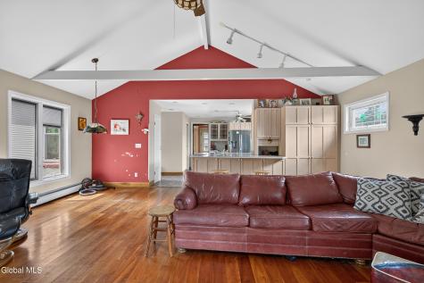 1270 Palmer Avenue Niskayuna NY 12309