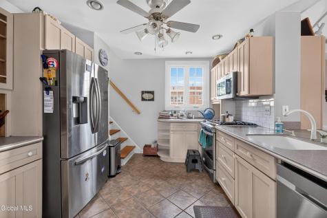 1270 Palmer Avenue Niskayuna NY 12309