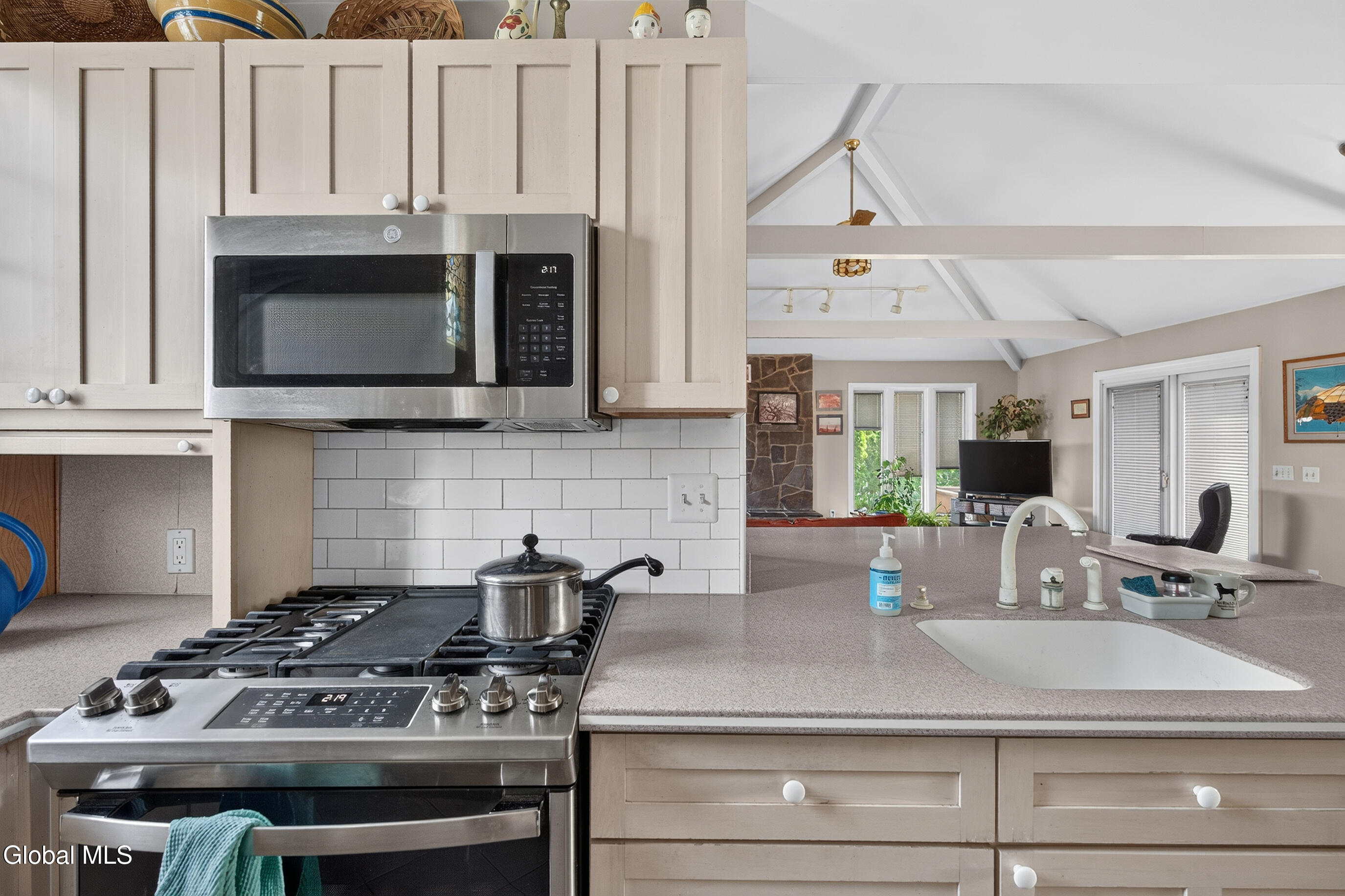 1270 Palmer Avenue Niskayuna NY 12309