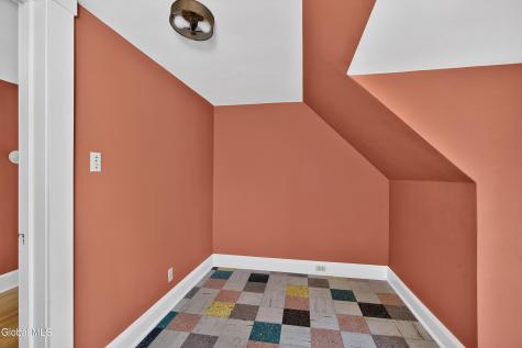 1270 Palmer Avenue Niskayuna NY 12309