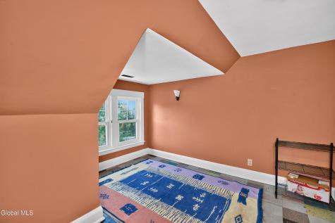 1270 Palmer Avenue Niskayuna NY 12309