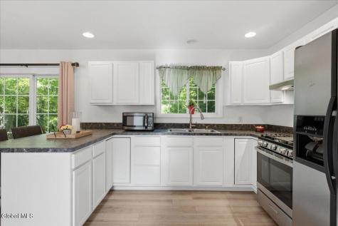 1731 River Road Selkirk NY 12158