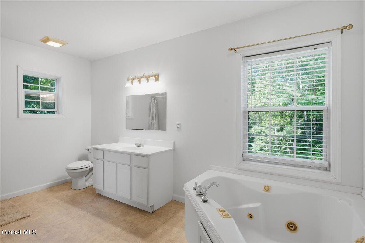 1731 River Road Selkirk NY 12158