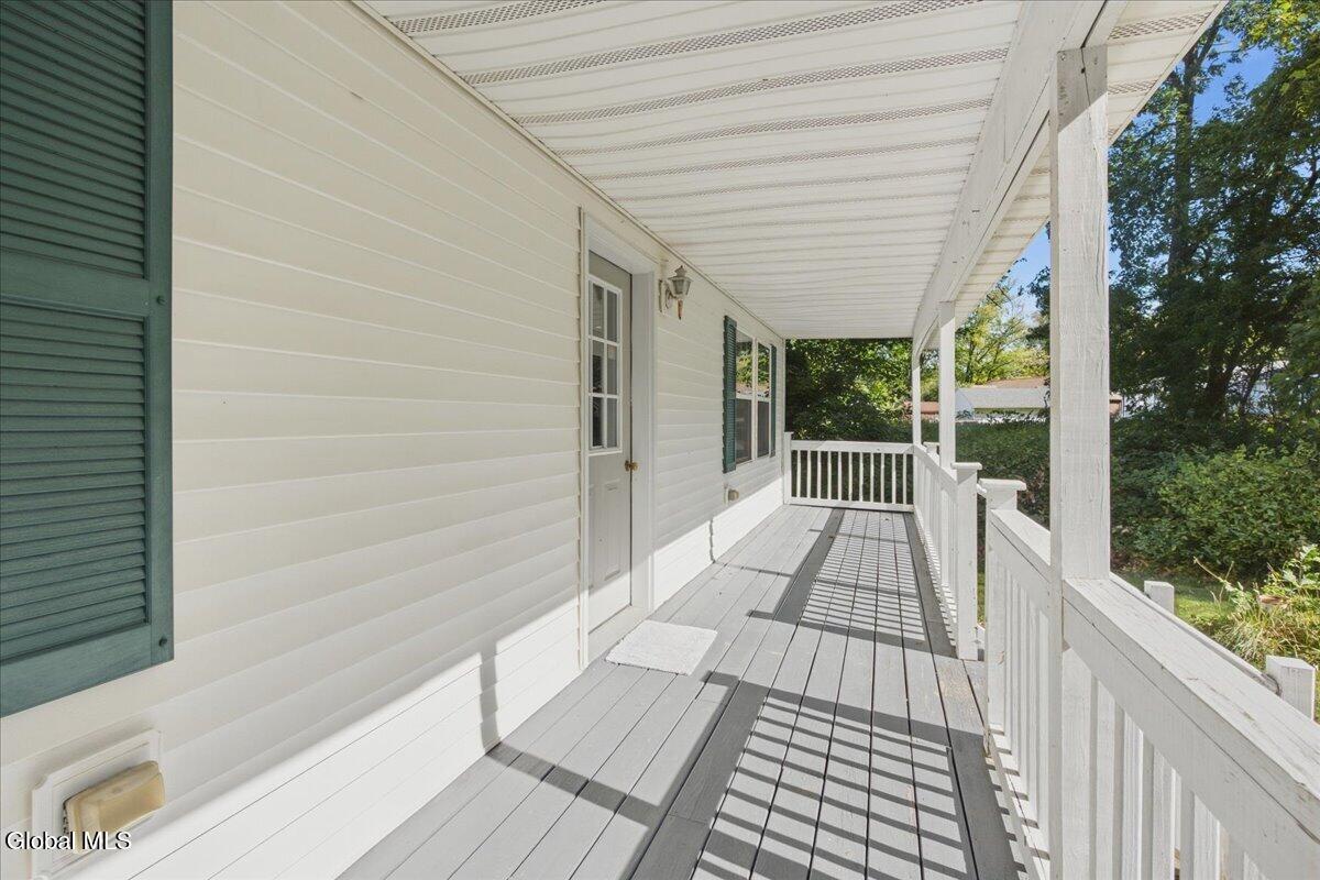 1731 River Road Selkirk NY 12158