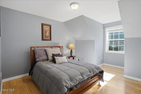 1731 River Road Selkirk NY 12158