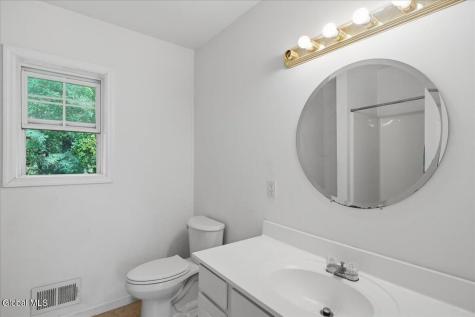 1731 River Road Selkirk NY 12158