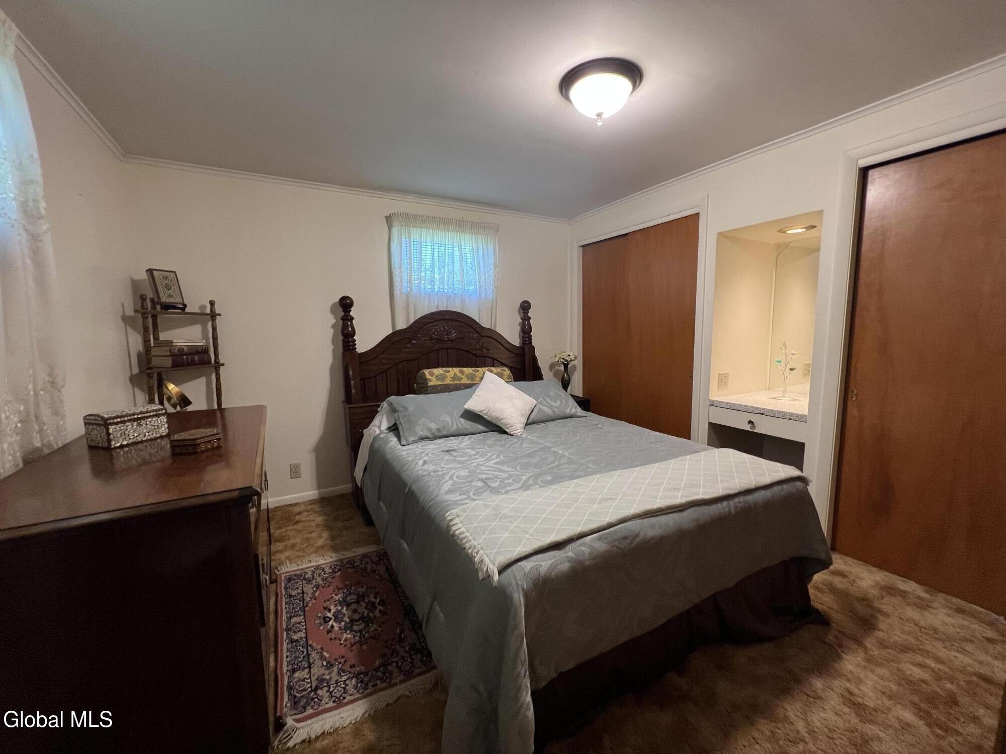 3 Nellis Avenue Johnstown NY 12095