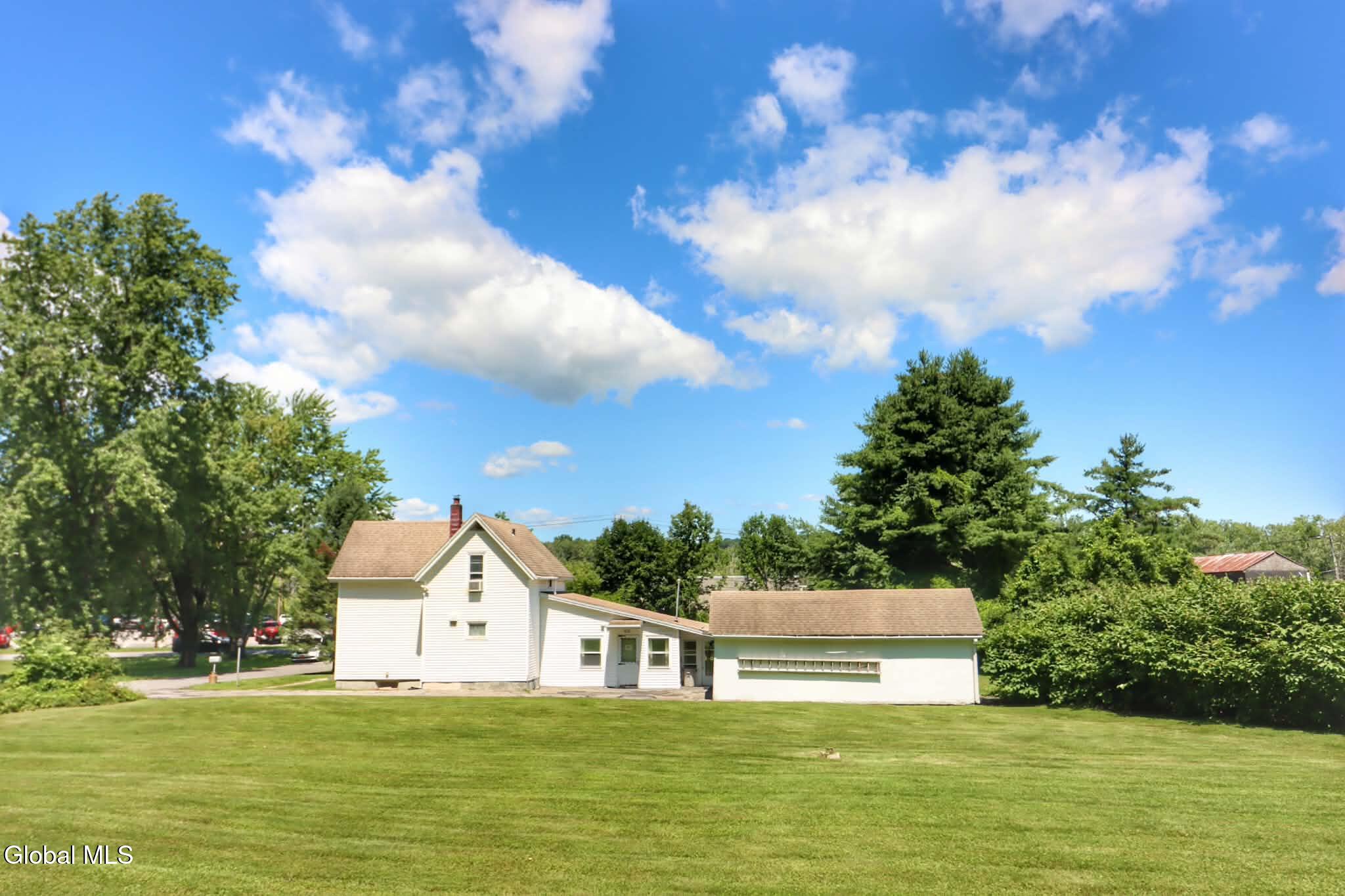 3 Nellis Avenue Johnstown NY 12095
