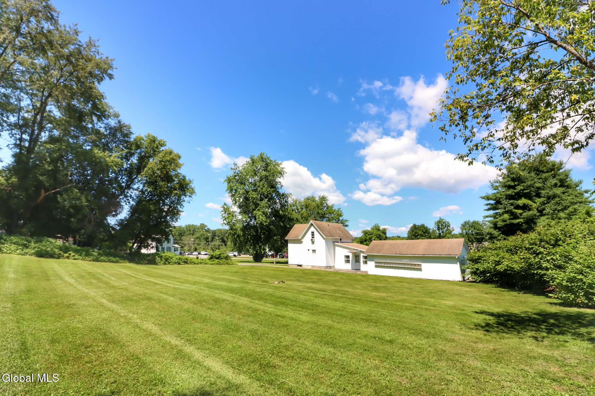 3 Nellis Avenue Johnstown NY 12095