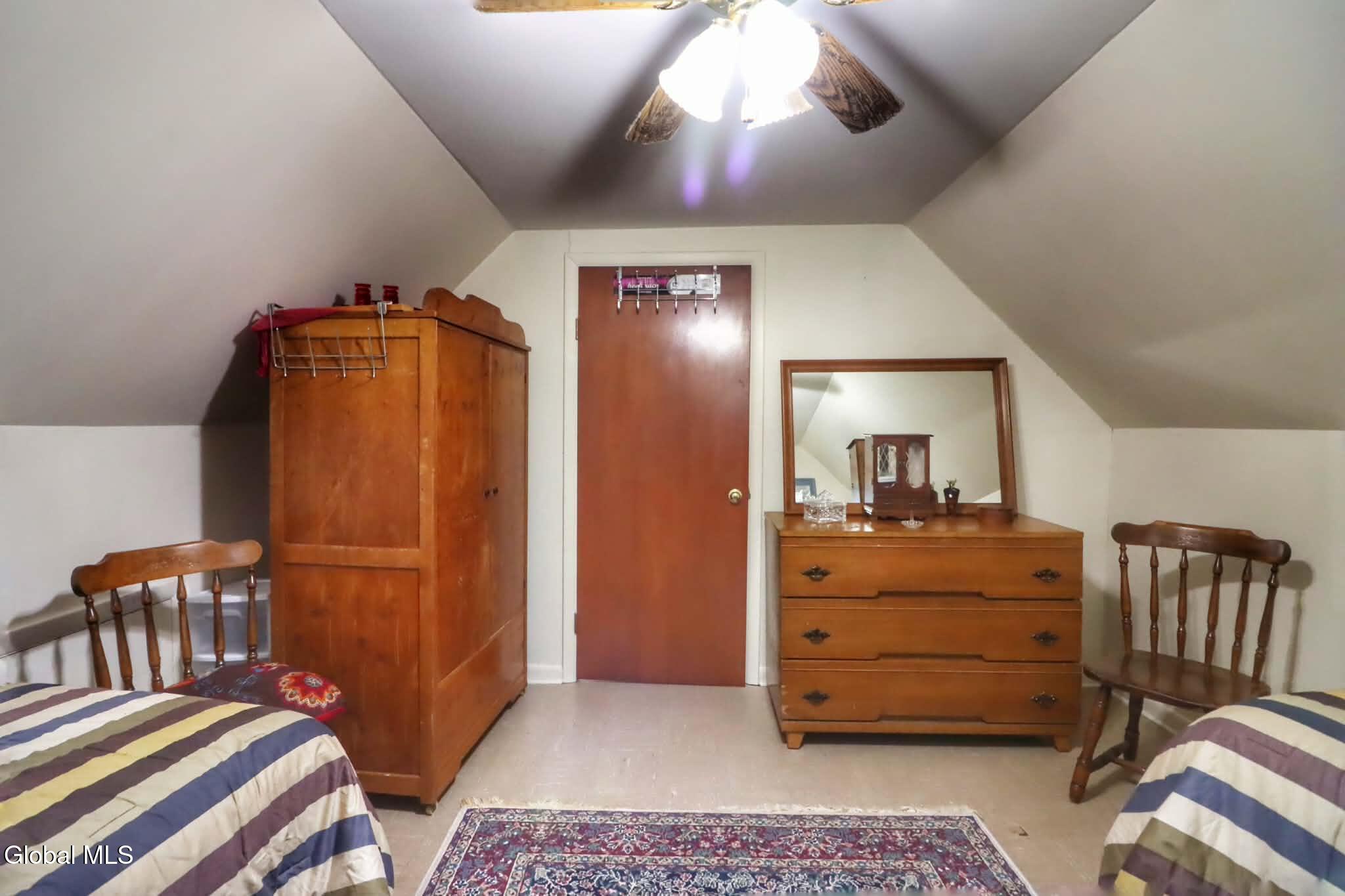 3 Nellis Avenue Johnstown NY 12095