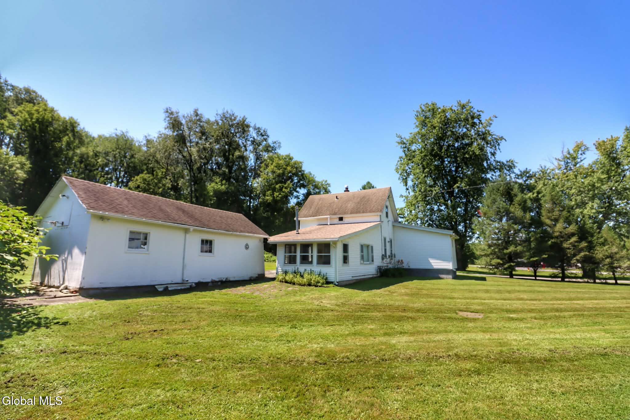 3 Nellis Avenue Johnstown NY 12095
