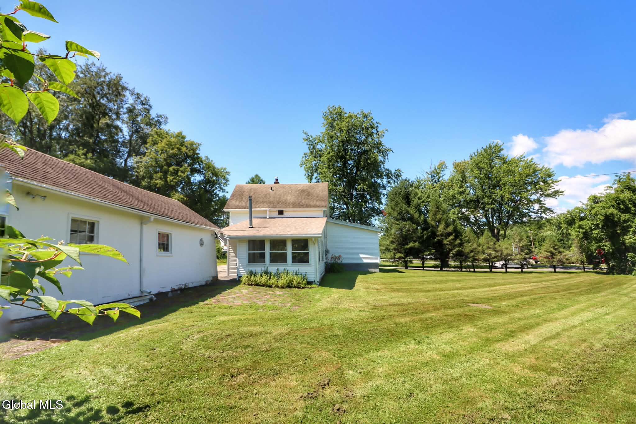 3 Nellis Avenue Johnstown NY 12095