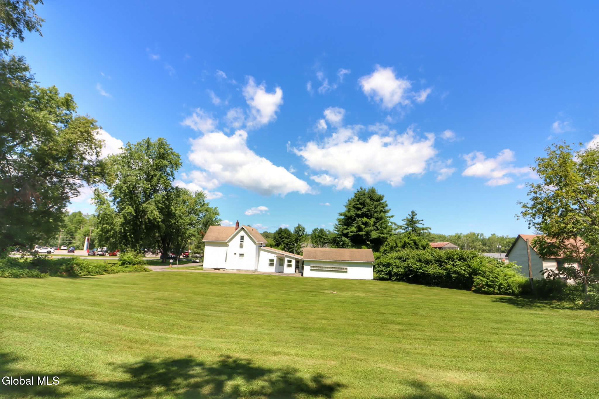 3 Nellis Avenue Johnstown NY 12095