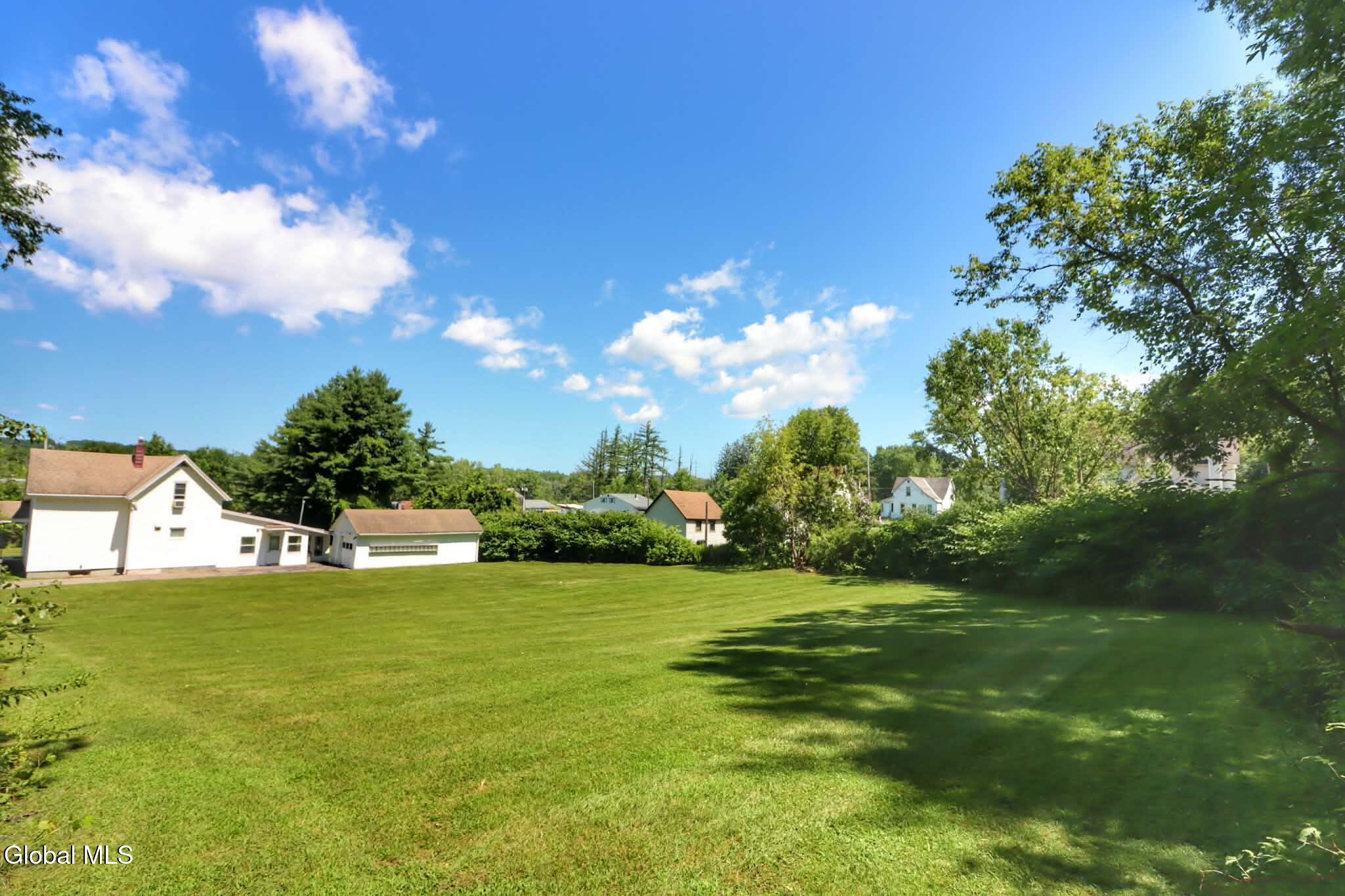 3 Nellis Avenue Johnstown NY 12095