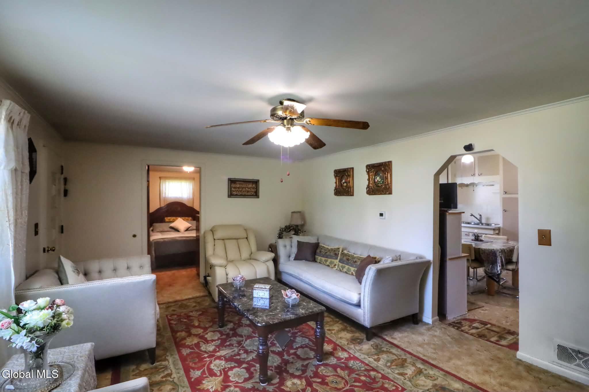 3 Nellis Avenue Johnstown NY 12095