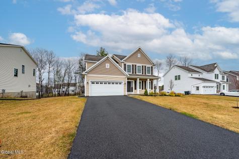 22 Bergen Place Niskayuna NY 12309